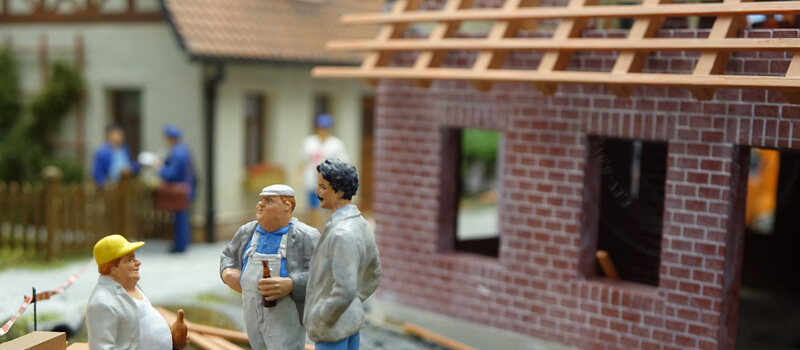 Mit Eigenleistung Geld sparen